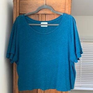 T. LA cropped ruffle sleeve top